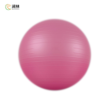 วัสดุ PVC Yoga Balance Ball Anti Burst Non Slip 55 ซม. 65 ซม. สำหรับโฮมยิม Office